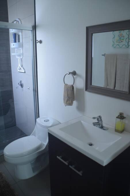 #CasaMare - Privada a una cuadra del mar con AC Ensenada Exterior foto